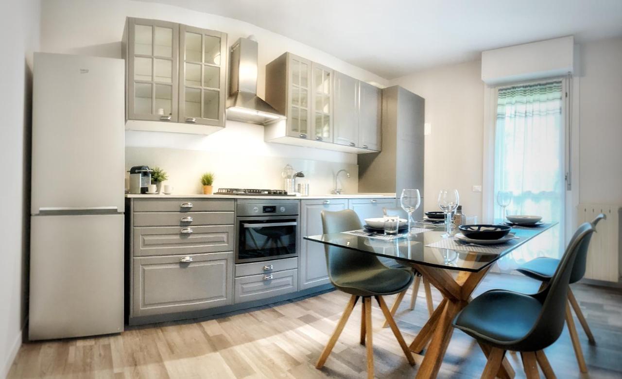 סירמיונה Appartamento Casa Emilia מראה חיצוני תמונה