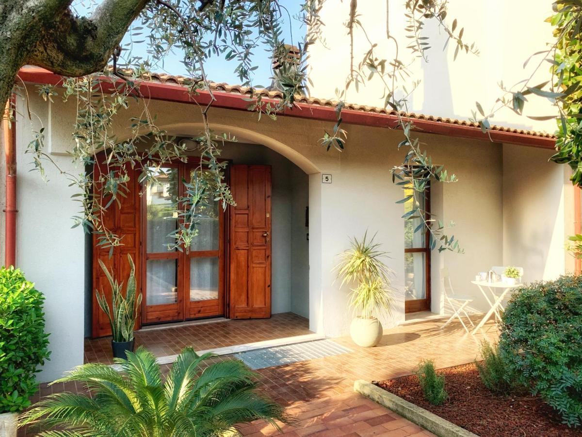 סירמיונה Appartamento Casa Emilia מראה חיצוני תמונה