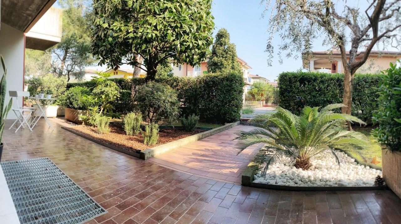 סירמיונה Appartamento Casa Emilia מראה חיצוני תמונה