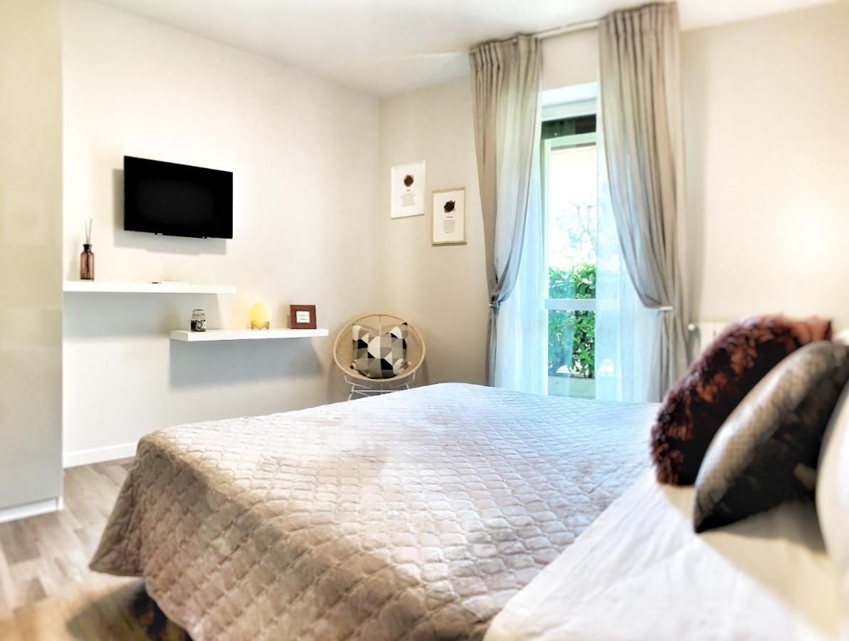 סירמיונה Appartamento Casa Emilia מראה חיצוני תמונה